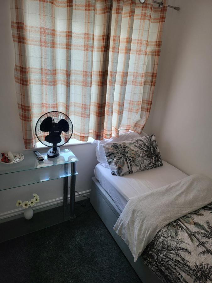 Petal Rm3 Apartment ลีดส์ ภายนอก รูปภาพ